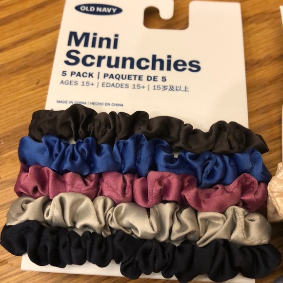 Scrunchies - Picture 2 of 7
